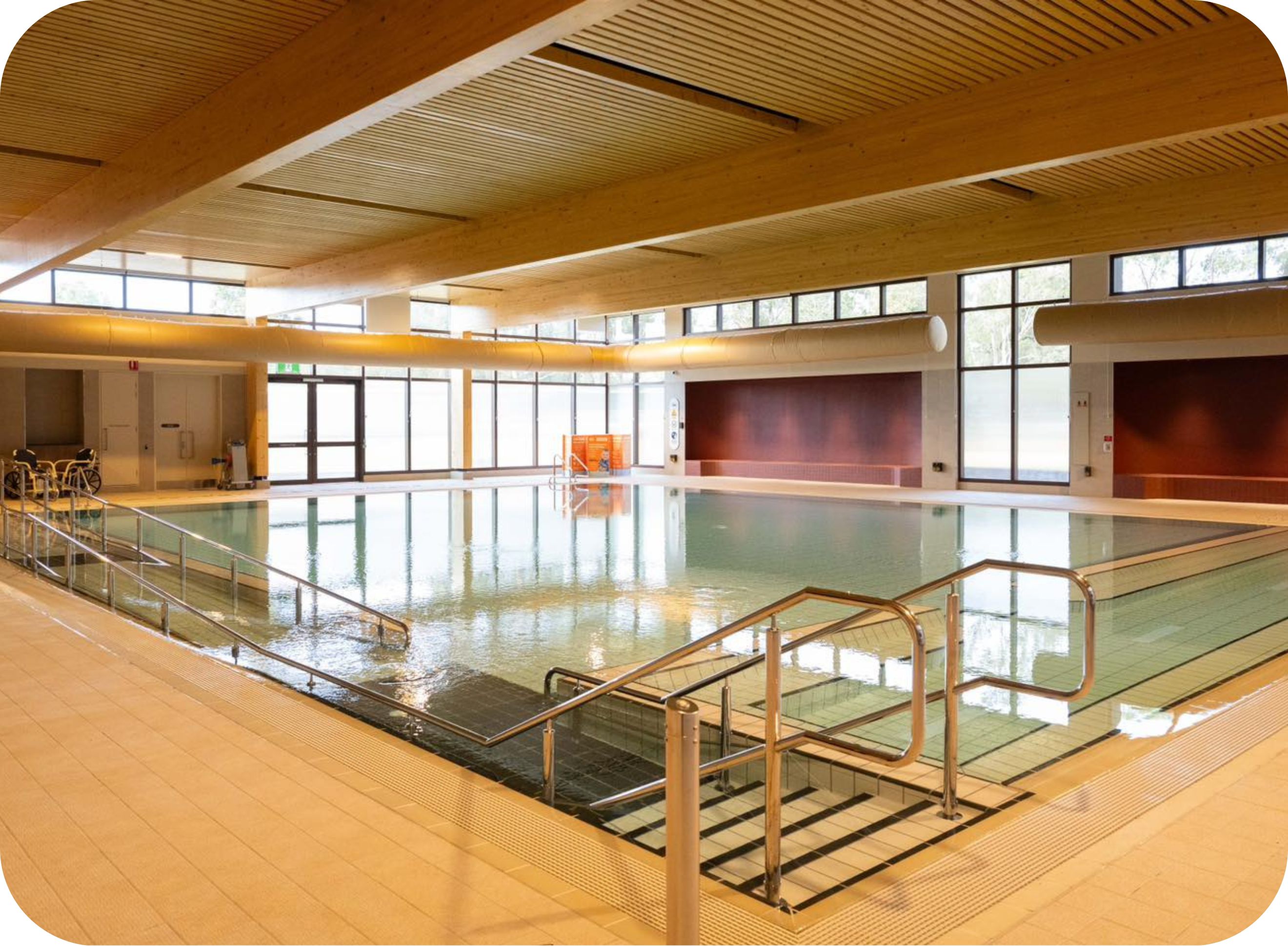 Centre indoor pool