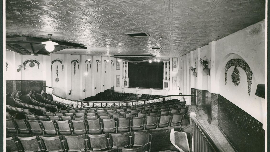 Image of the interior of Empire Theatre, Grote Street, in 1952