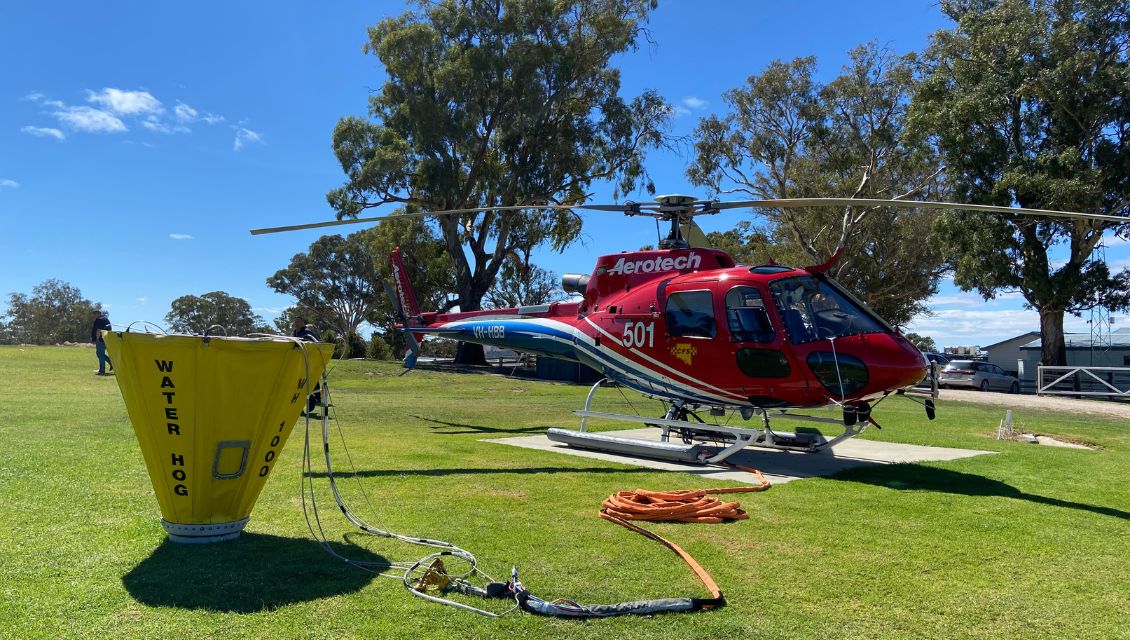 Image of a CFS firefighting helicopter
