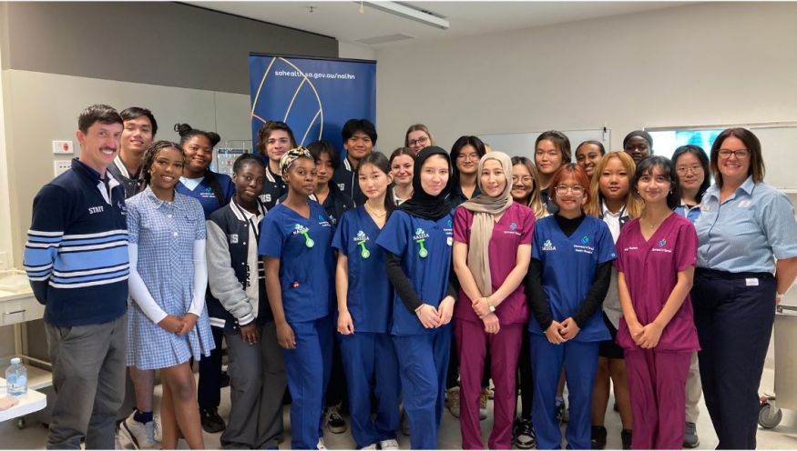 Image of students and mentors
